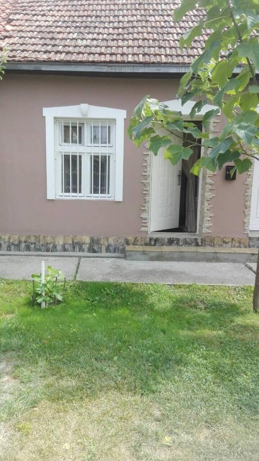 Kosta Apartments スボティツァ エクステリア 写真
